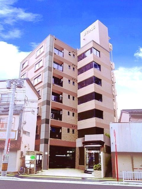 テングッド西新南～ネット無料～ 外観