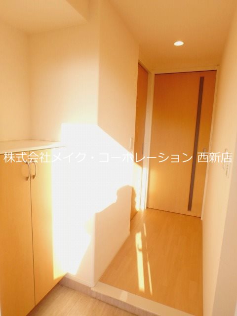 玄関 クレシア姪浜 玄関