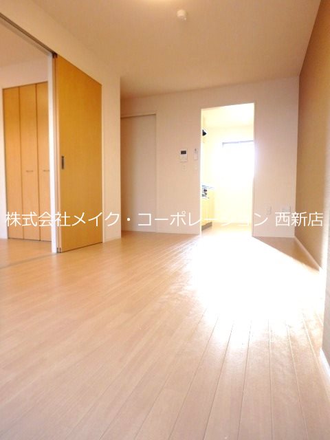 リビング クレシア姪浜 リビング