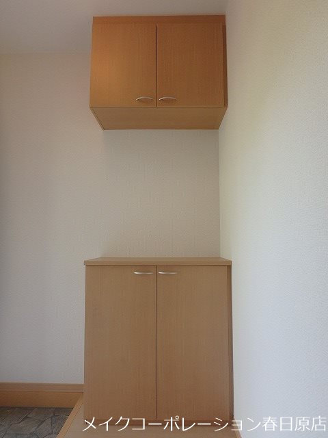 エルブ・ソヴァージュ 玄関