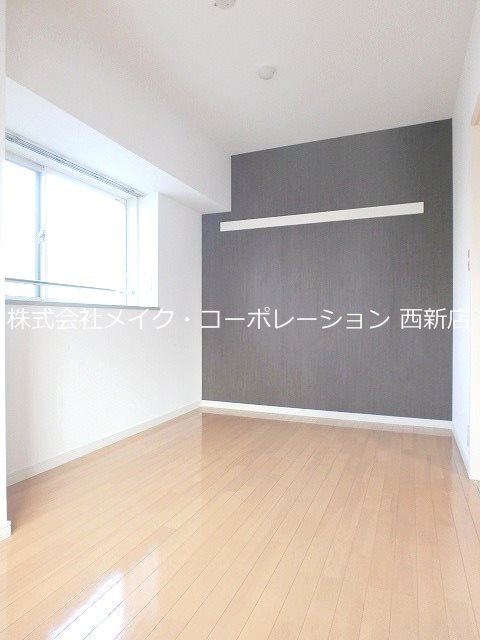 ベッドルーム メゾンドリバティ西新 ベッドルーム