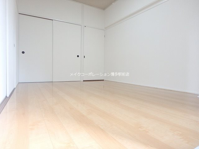 日之出ビル博多 ベッドルーム