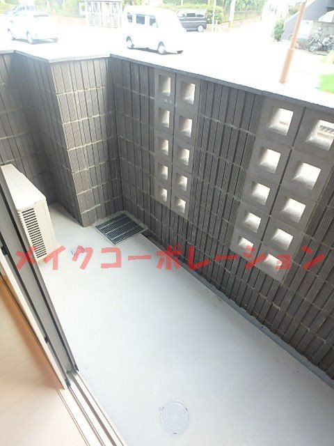 D-room那の川 ベランダ