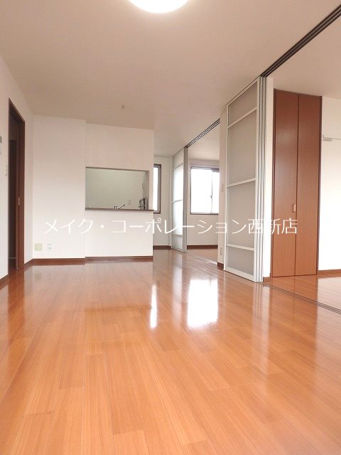 サンフラワーＣ棟～ネット無料～ リビング