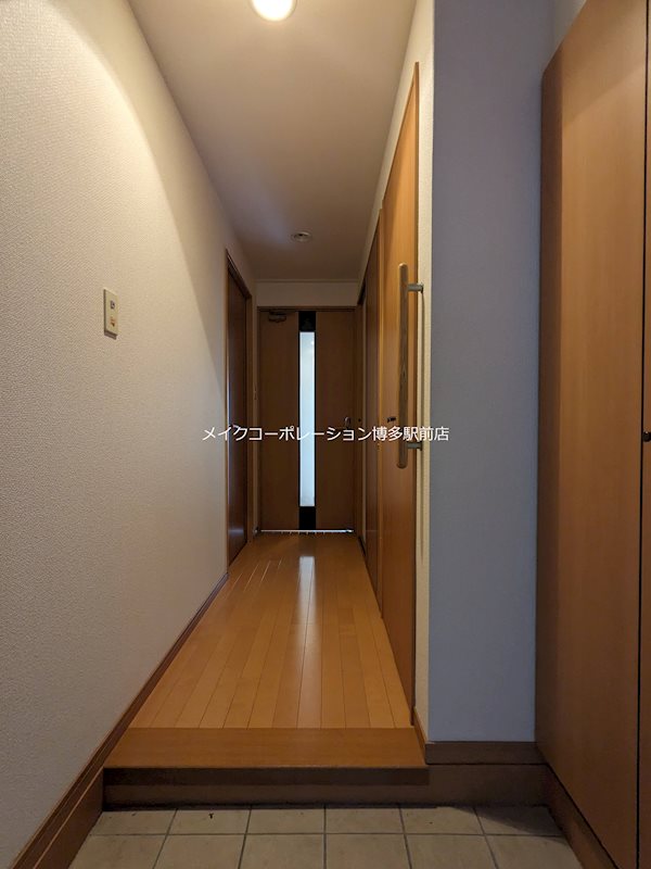 シャーメゾンステージ博多 玄関