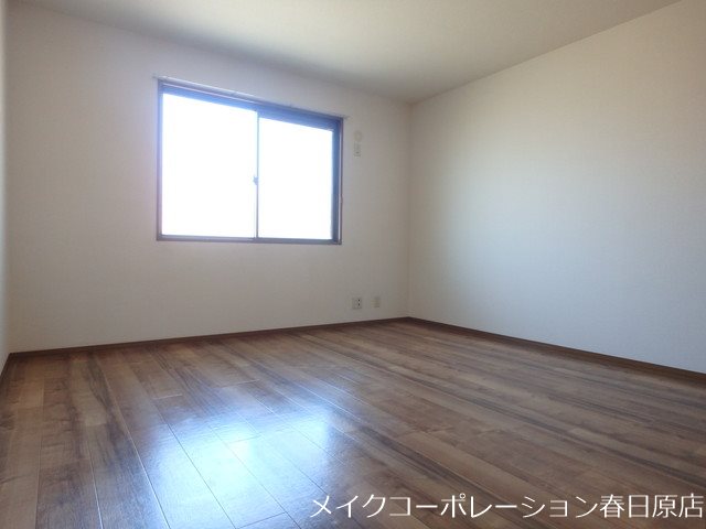 ルミエール藤B棟 ベッドルーム