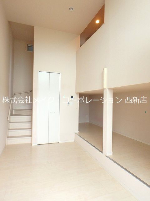 GECK南片江～ネット無料～ リビング