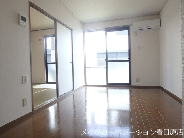 サンシティ古賀C棟 リビング