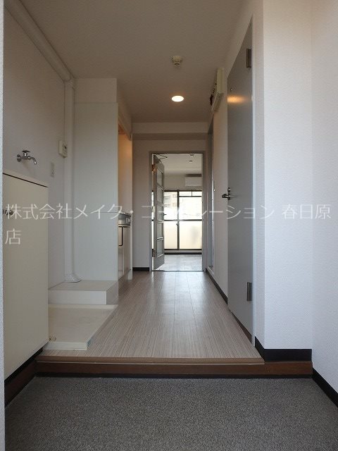 コリール白木原 玄関