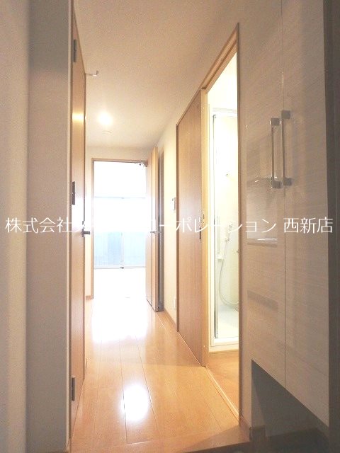 キルンズ西新~ネット無料~ 玄関