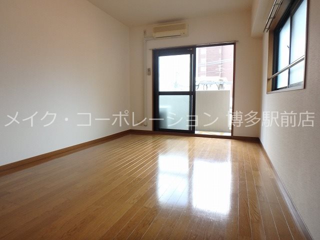 リビング ボヌール・ド・ガリオン リビング