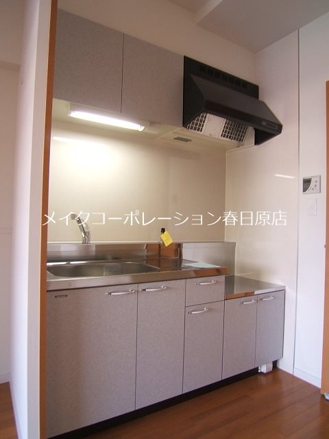 写真は同型タイプ スタンドリバーしののめ キッチン