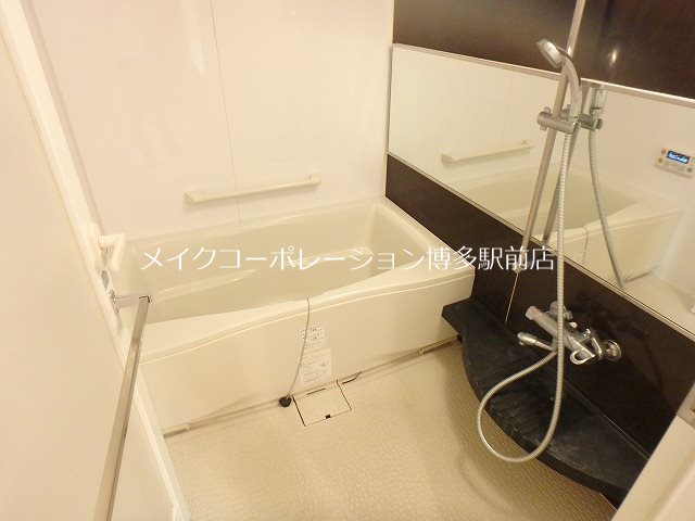 ウェルリバービュー天神  風呂画像