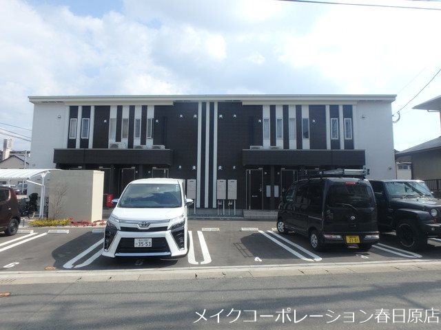 シャルール 102号室 外観