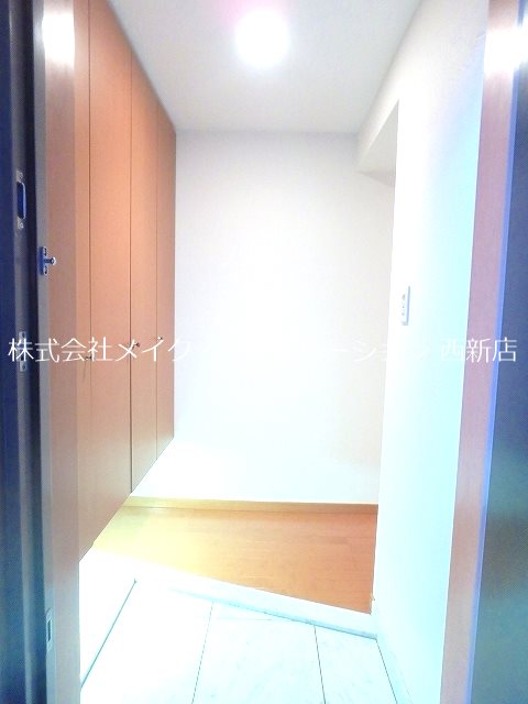 アメックス西新セレスト  玄関