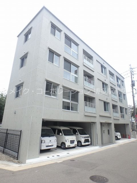 リバティR11 外観