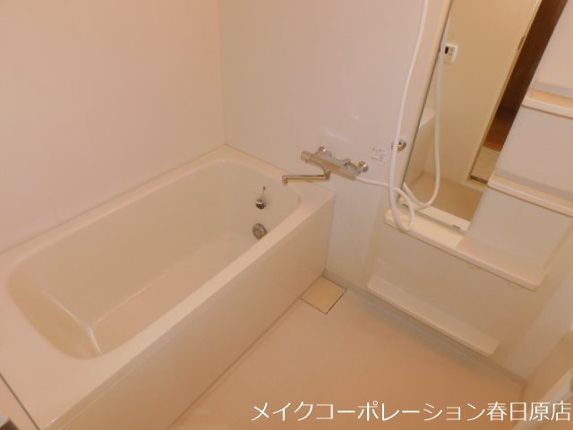 写真は同型タイプ オーデブラン博多南 風呂画像