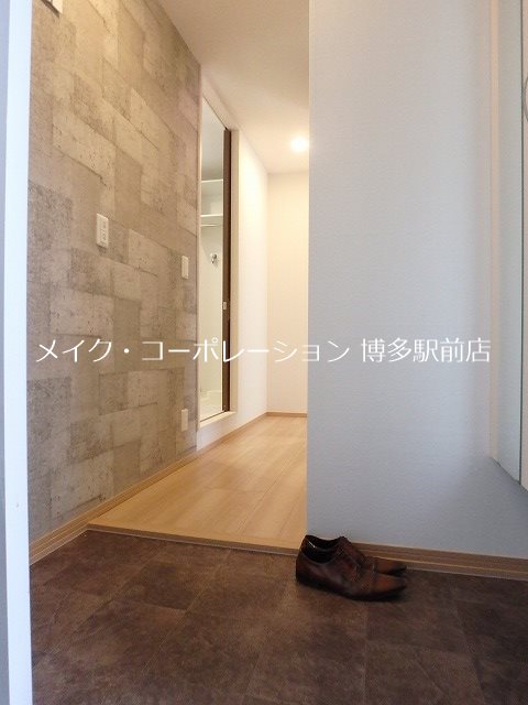 ブルーミングガーデン 玄関