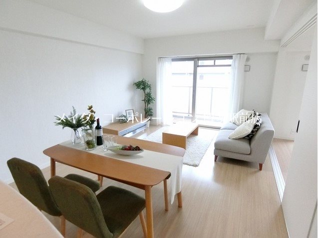 アウラ　ビータ平尾 リビング