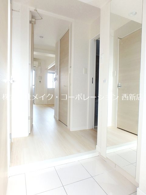 玄関 ネストピア西新Ⅱ~ネット無料 玄関