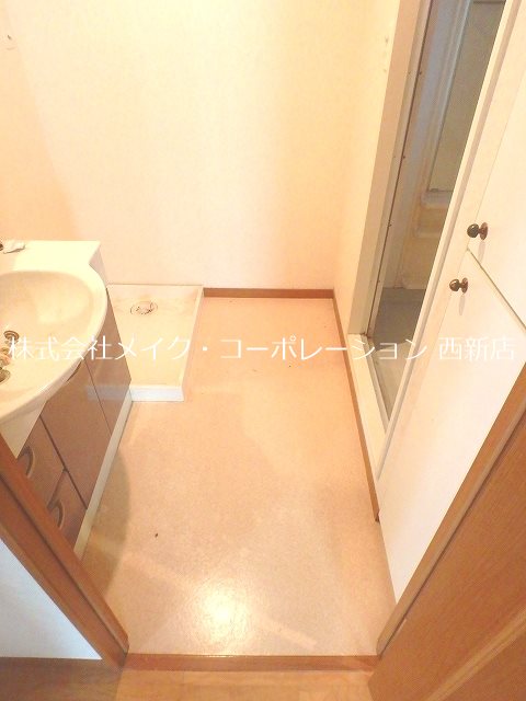 アヴァンセーヌ西新 その他13
