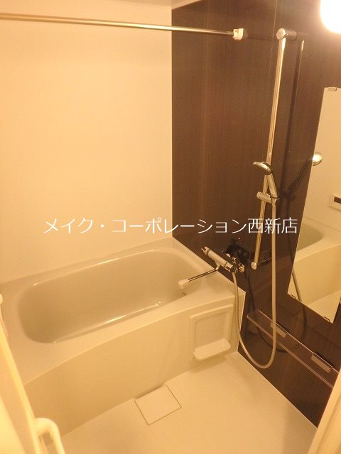 バス デュオフラッツ西新WEST~ネット無料~ 風呂画像
