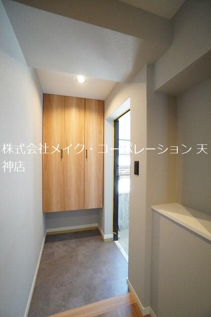 玄関 SHOTRES HIRAO 玄関