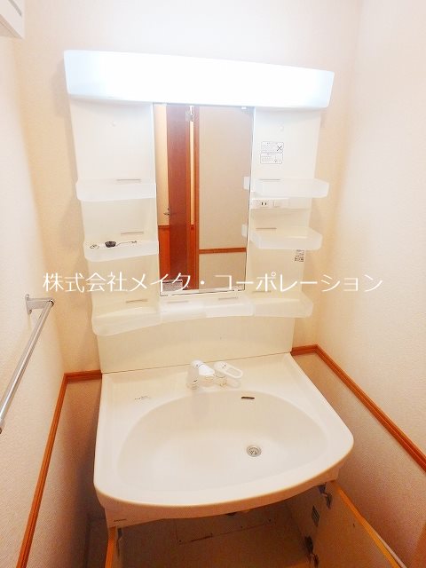 ルシオール次郎丸 洗面所