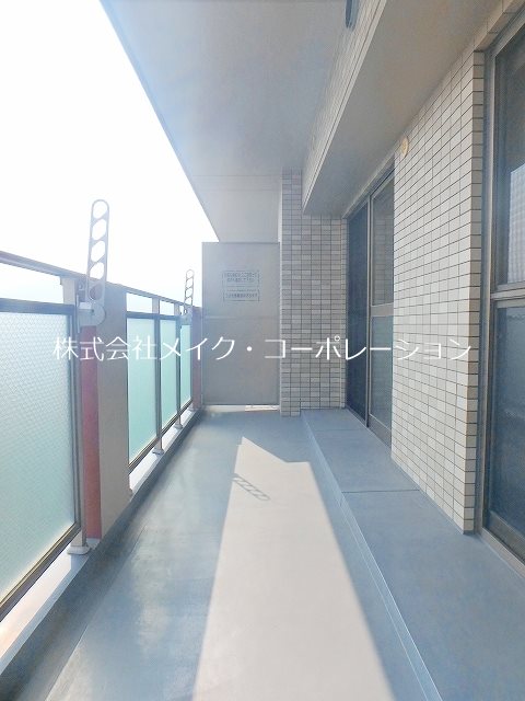 ルシオール次郎丸 ベランダ