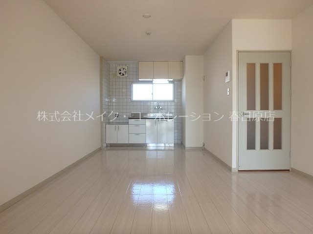 グリーンパーク春日 リビング