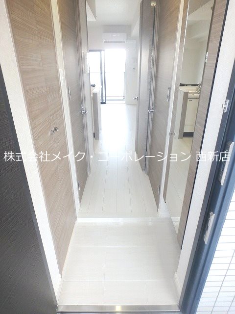 ネストピア西新Ⅲ～ネット無料～ 玄関
