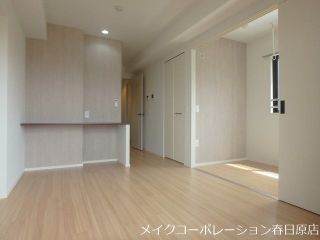 写真は同型タイプ グランソレイユ博多南 リビング