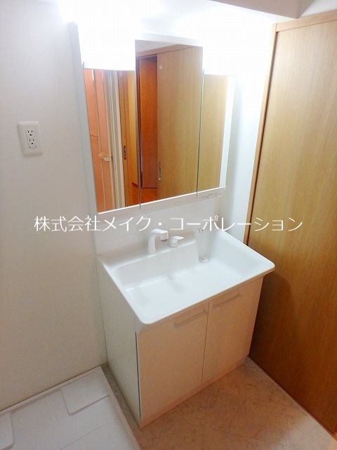 写真は同施工会社のもの(現況優先) ル パルテール城南 その他2
