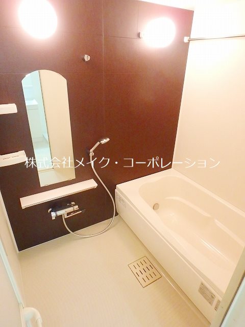 写真は同施工会社のもの(現況優先) ル パルテール城南 風呂画像