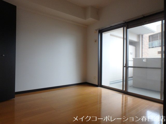 写真は同型タイプ エレガンスコトブキ ベッドルーム