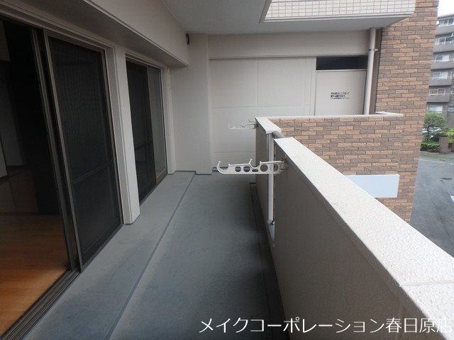 写真は同型タイプ エレガンスコトブキ ベランダ