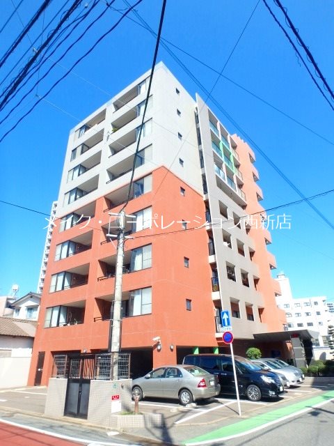 ファーネスト西新 外観