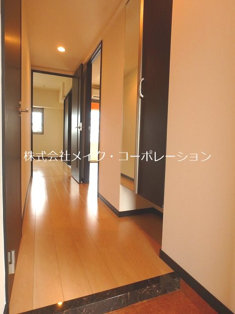 玄関 La・Riviere M 玄関