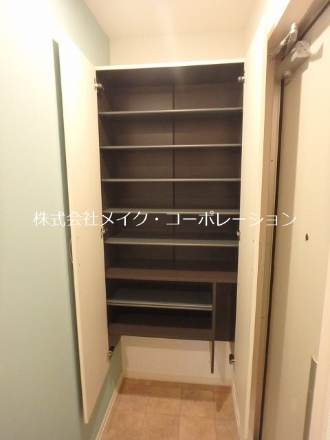 玄関 D-room夏目 弐番館 玄関