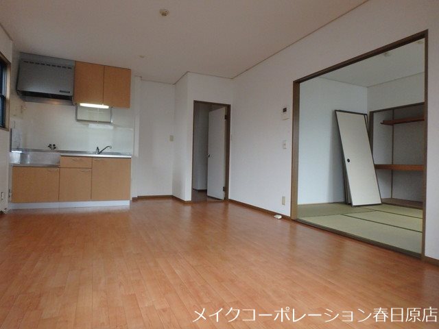 セジュールまどか リビング