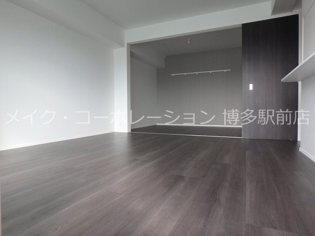 エンクレストGRAN博多駅前 リビング