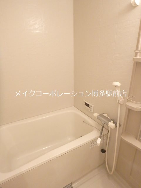 ファースト・ピット  風呂画像