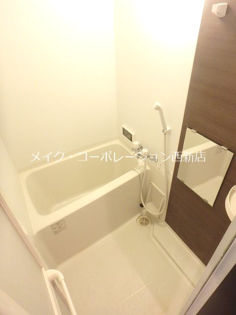 バス アンピオ賀茂弐番館 風呂画像