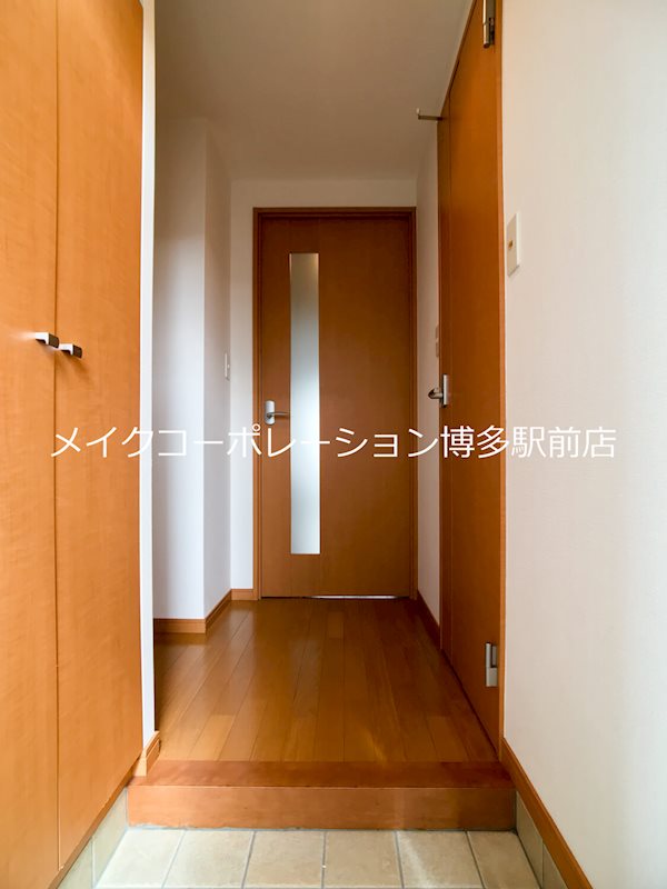 キャメロット・ハイネス 玄関