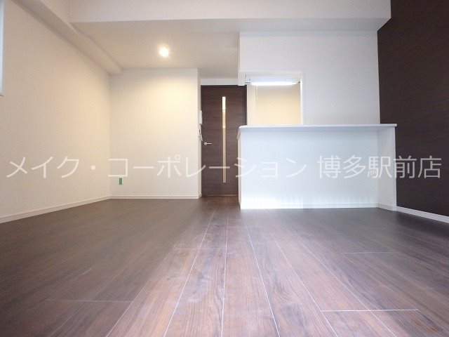 ラフレシーサ博多駅南Ⅳ リビング