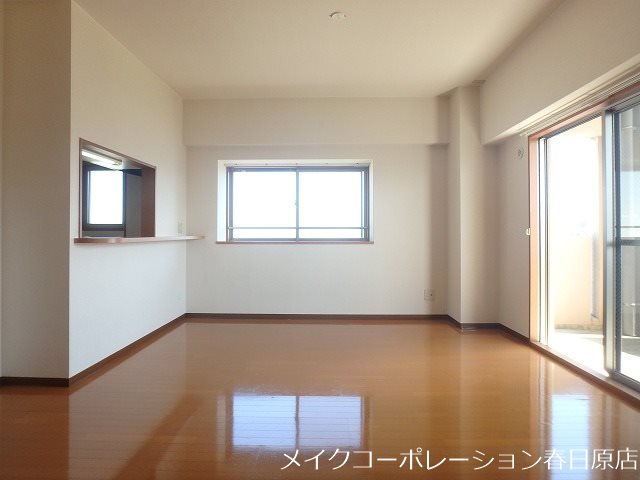 アムフルッス リビング