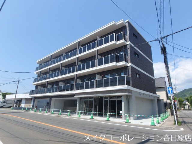Neues Land 402号室 外観