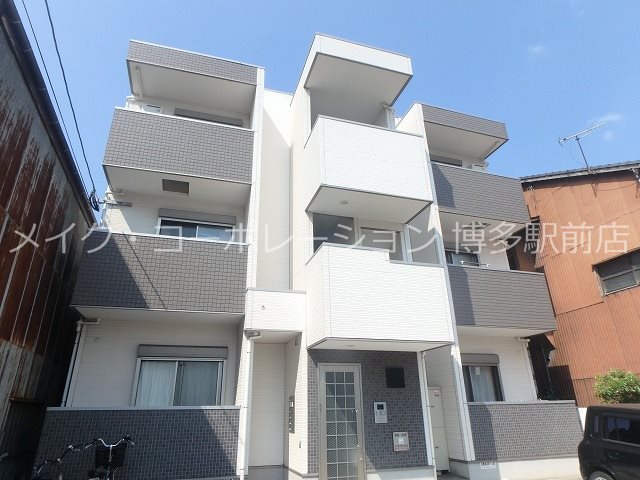 リテラ空港前 外観