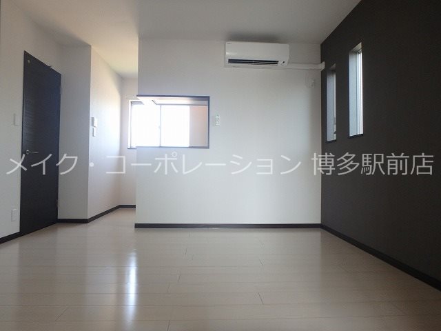 リテラ空港前 リビング