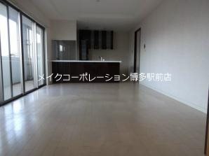 サングレート博多東エクセリア リビング